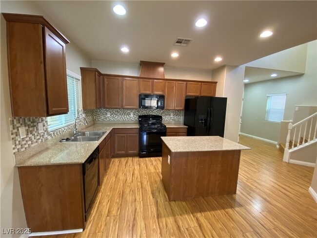 Foto del edificio - 10273 Headrick Dr
