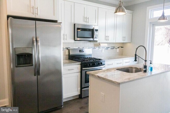 Foto del edificio - 1434 N Myrtlewood St