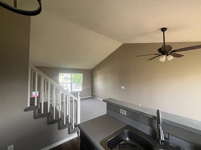 Foto del edificio - 17737 Olive St