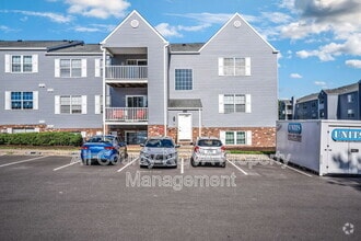 Building Photo - 102 Grosvenor Ln