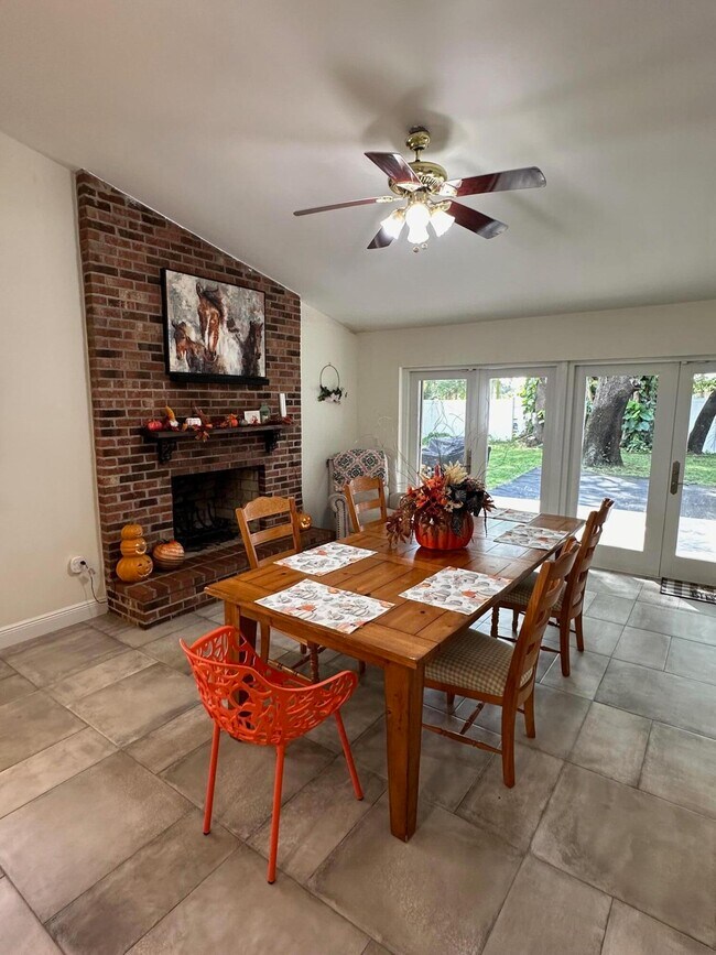 Foto del edificio - 2518 Ranch House Rd