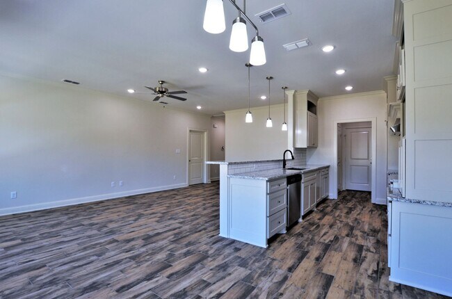 Foto del edificio - Coming Soon! 3/2/2 in Whitehouse ISD!!