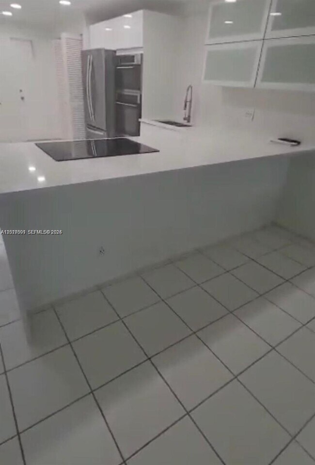 Foto del edificio - 3145 N Palm Aire Dr