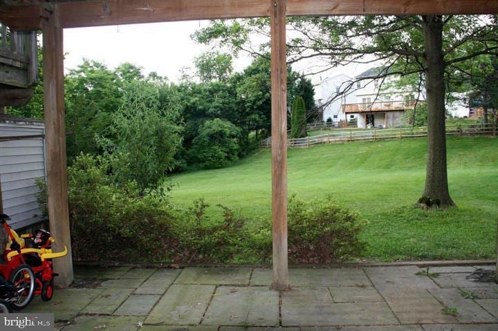 Foto principal - 20048 Lake Park Dr