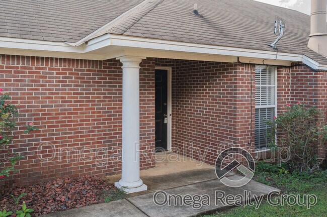 Building Photo - 8713 Will Newton Dr