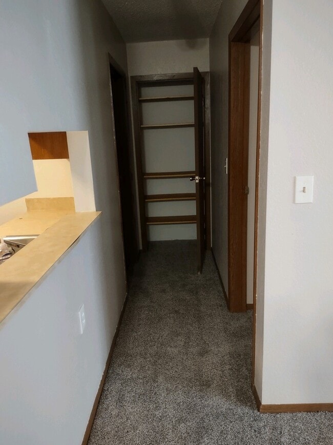Building Photo - Kee Valley Apartments