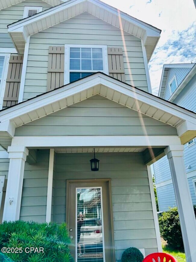 Foto del edificio - 335 Madison Circle