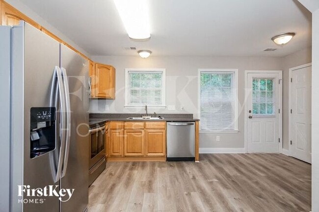 Building Photo - 2537 Terra Dr