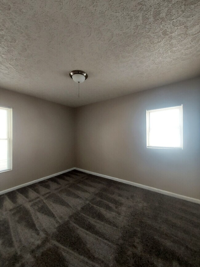 Foto del edificio - 30 S 6th St