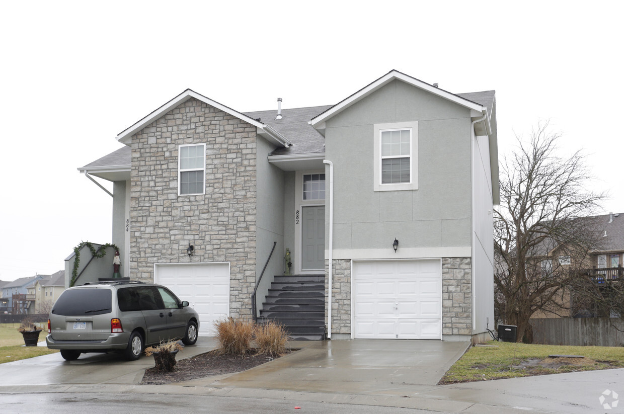 Building Photo - Cottage Park Townhomes