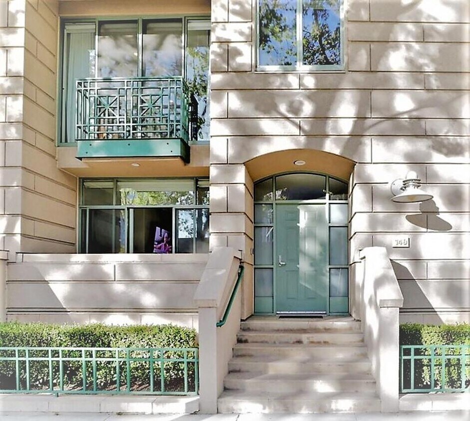 Primary Photo - 140 S 3rd St