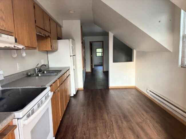 Foto del edificio - 120 S Garden Ave