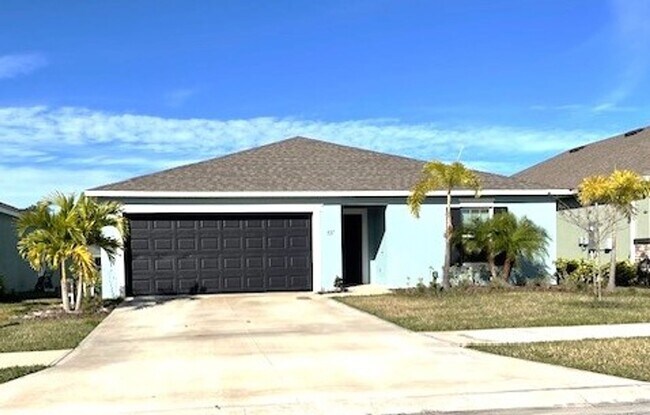 Foto del edificio - Nice 4 Bed 2 Bath