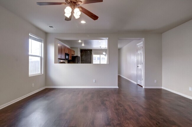 Foto del edificio - 5514 Lewiston St