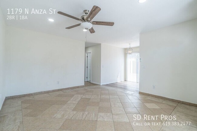 Building Photo - El Cajon Newly Renovated Duplex w/ A/C, La...