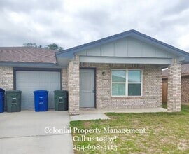 Building Photo - 1806 Castroville Trl