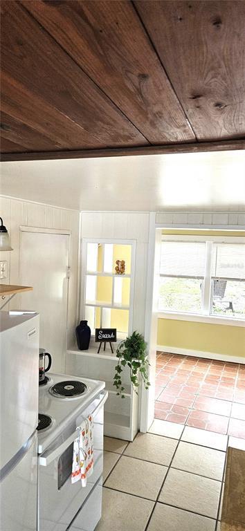 Foto del edificio - 2417 3rd Ave N