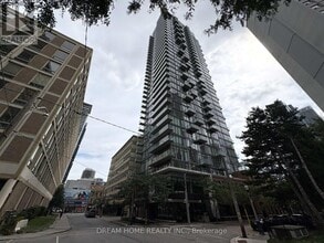 Building Photo - 75 St Nicholas St