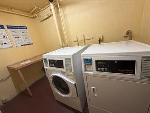 Foto del edificio - 8465 Sunrise Lakes Blvd