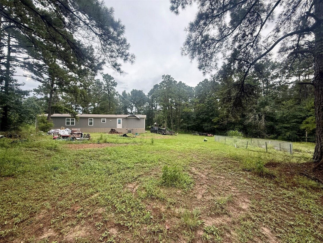 Building Photo - 17008 FM 1484 Rd