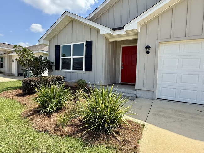 Building Photo - 23354 Shadowridge Dr