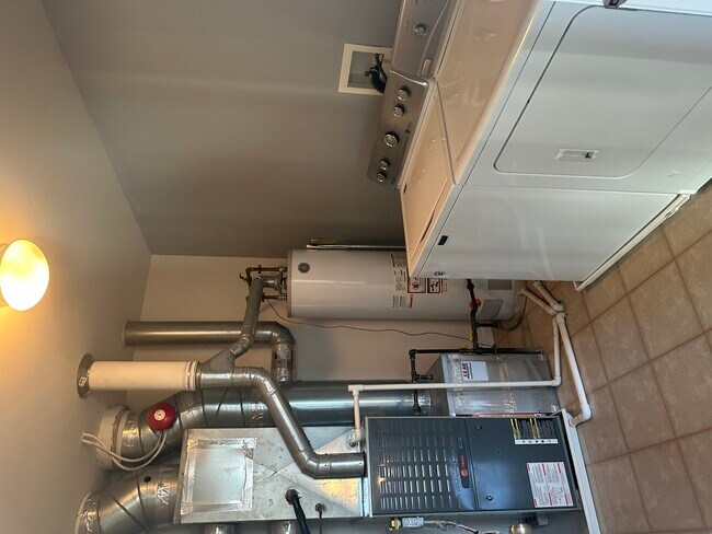 Foto del edificio - 3921 Havenhill Ct