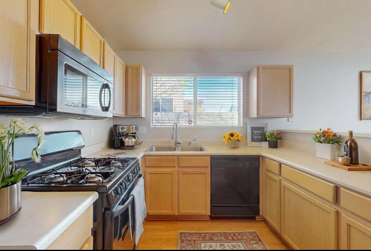 Building Photo - 408 Morning Dew St SW