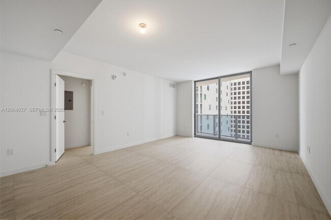 Foto del edificio - 77 SE 5th St