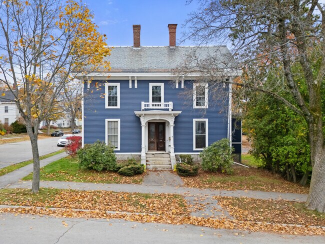 Foto del edificio - 135 Cedar St