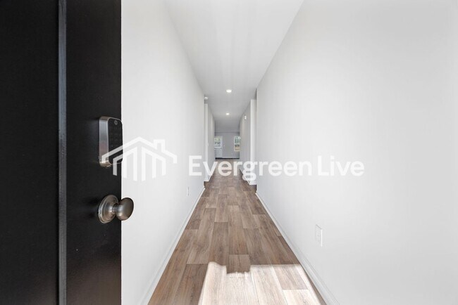 Foto del edificio - 1238 Willow Oaks Wy