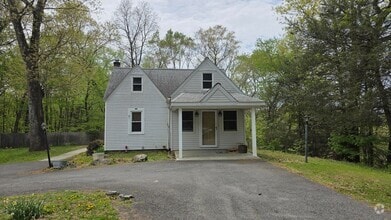 Building Photo - 112 Wheat Ln