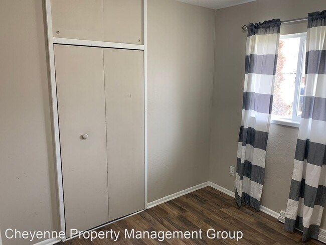 Foto del edificio - 5 br, 3 bath House - 6911 Manhattan Lane