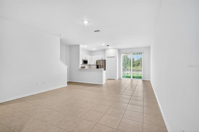 Building Photo - 11075 65th Ter E