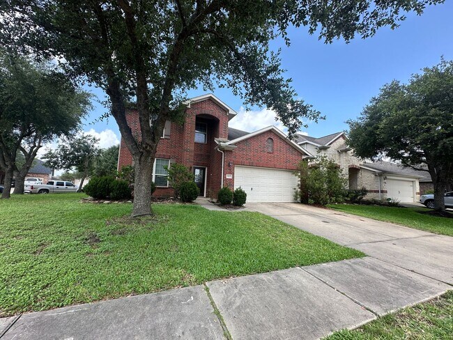 Building Photo - For Lease | 4 Bed, 2.5 Bath | 2,587 Sq Ft ...