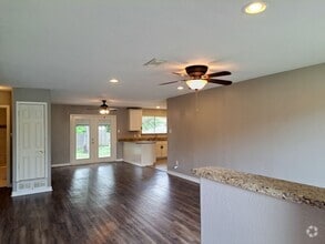 Building Photo - 54192 Sun Valley St