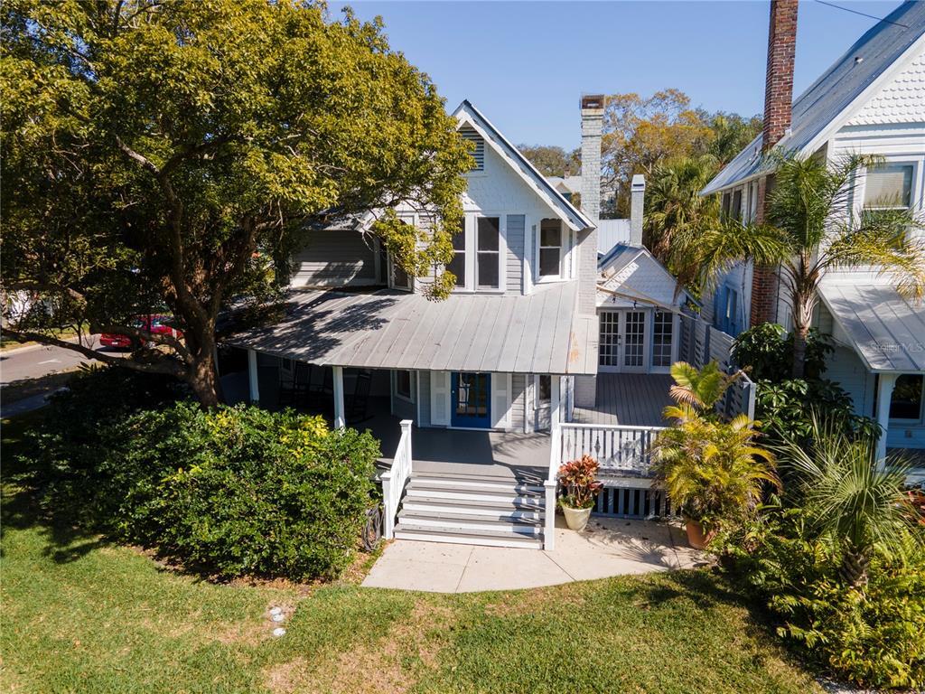 Foto principal - 835 Victoria Dr