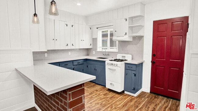 Building Photo - 1007 Sunmore Ln