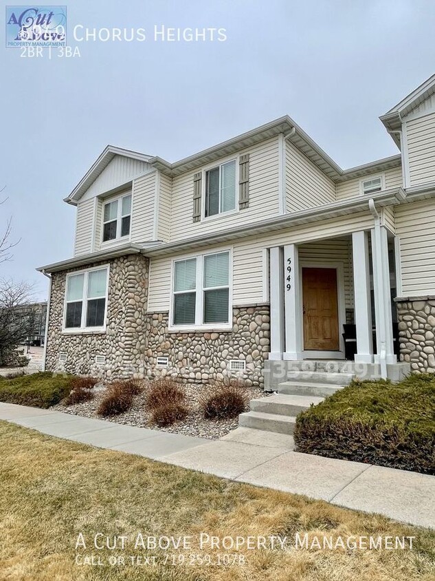 Foto principal - 2 Bedroom Townhome off Dublin and Tutt