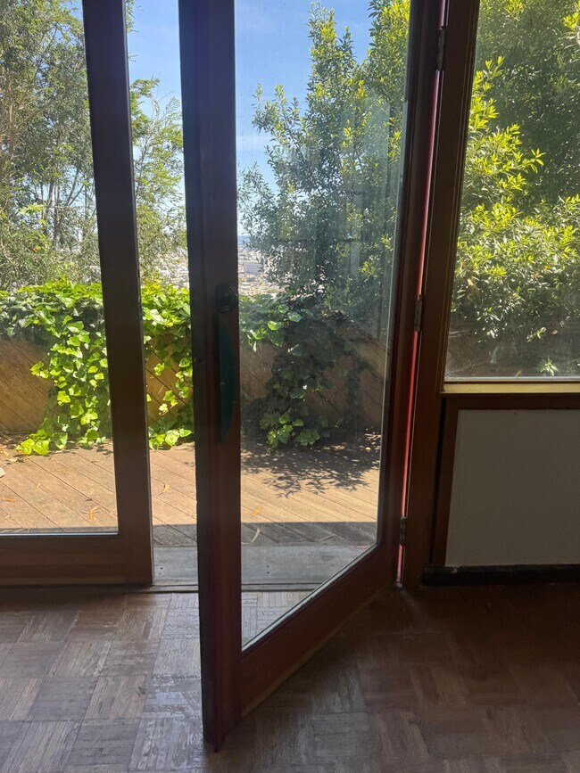 Terraza exterior - 77 Miguel St