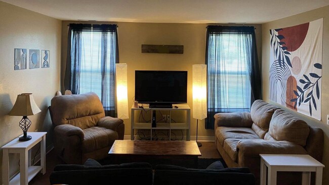 Foto del edificio - 3278 N Henderson St