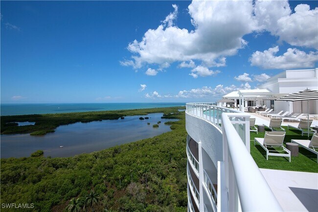 Foto del edificio - 13945 Old Coast Rd