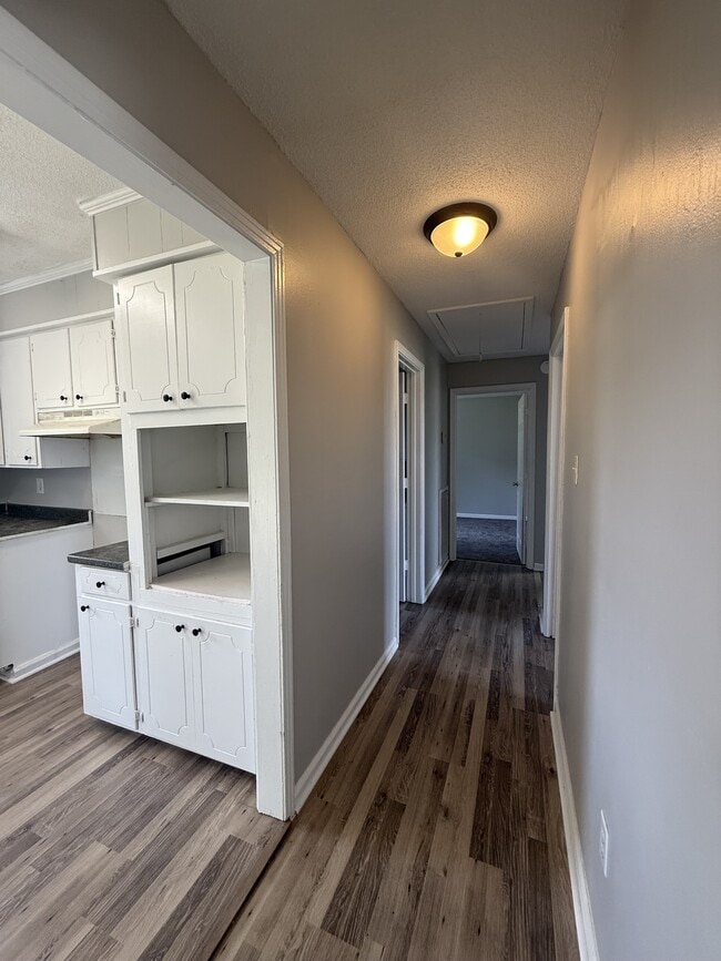 Foto del edificio - 581 Lark St
