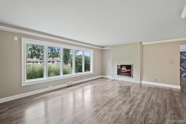 Foto del edificio - 3275 Chickering Ln