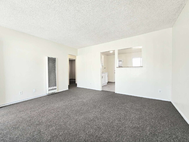 Building Photo - Spacious 2-Bedroom Home with Large Yard!!!