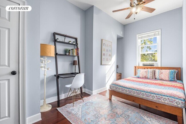 Foto del edificio - 42 Weirfield St