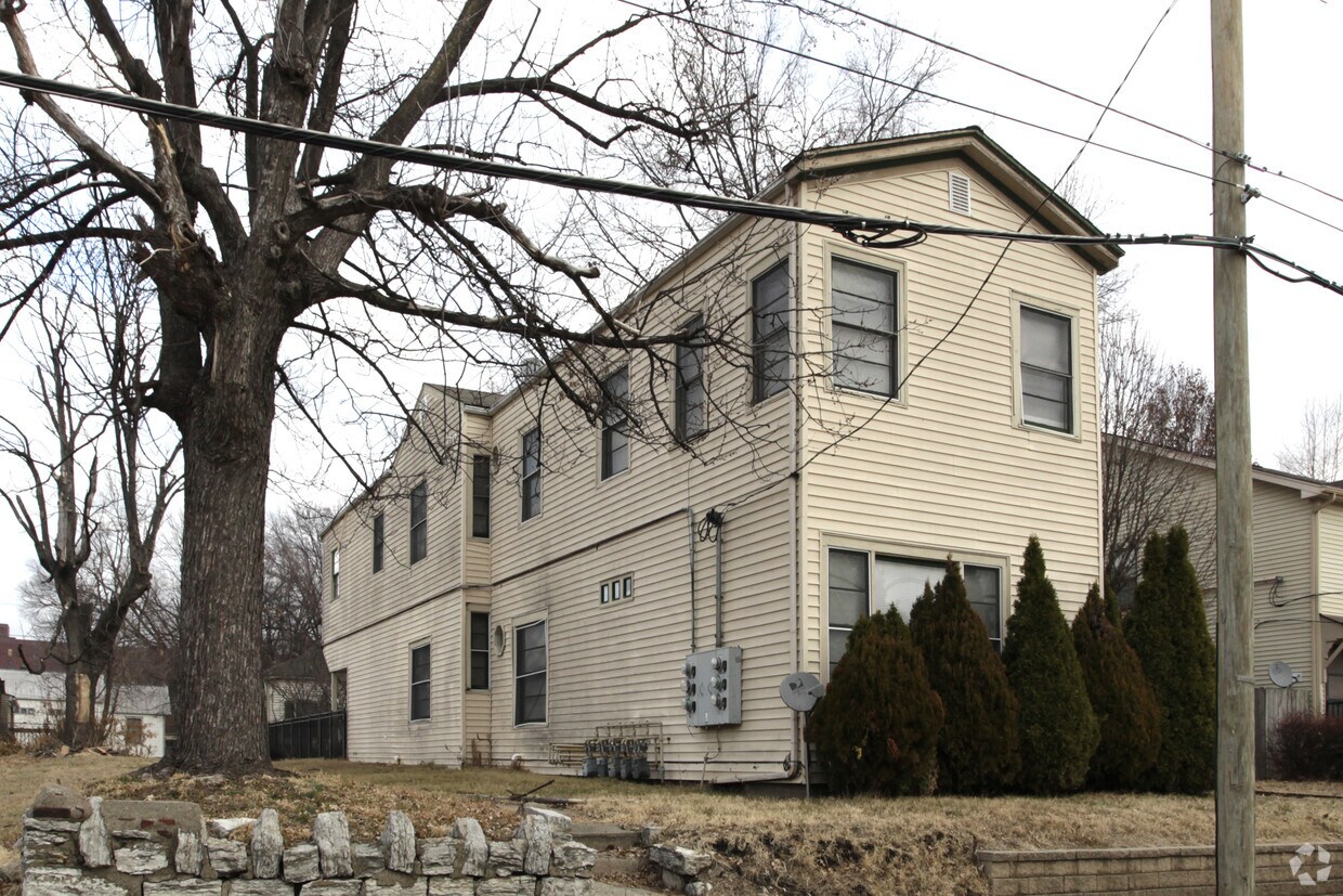 Building Photo - 1537 W Kentucky St