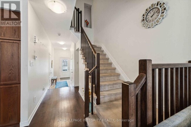 Building Photo - 344 Wood Acres Grove