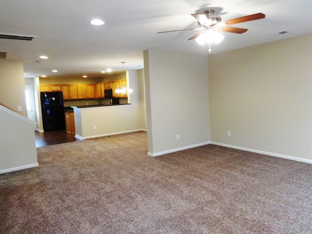 Building Photo - 1073 Briar Rose Lane
