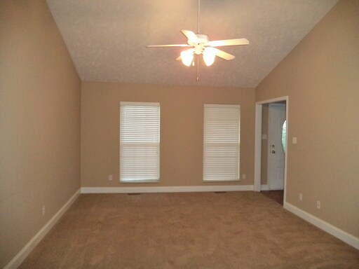 Foto del edificio - 112 Rouen Ct