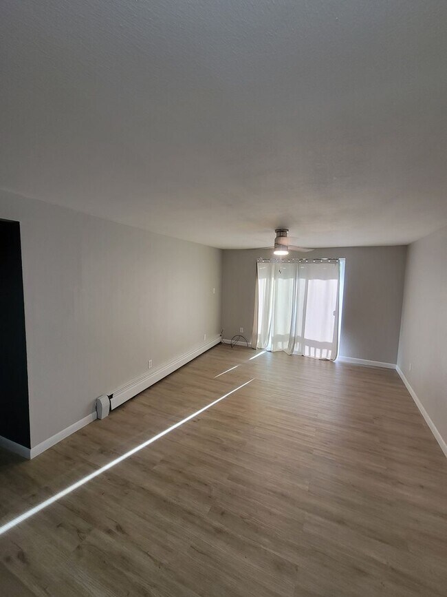 Foto del edificio - 1 Bedroom Condo in Denver